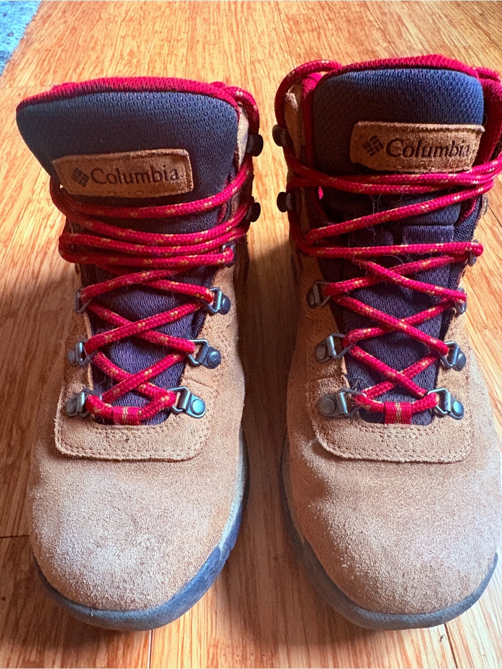 Columbia Women’s Brown Suede Hiking Boots with Red Laces